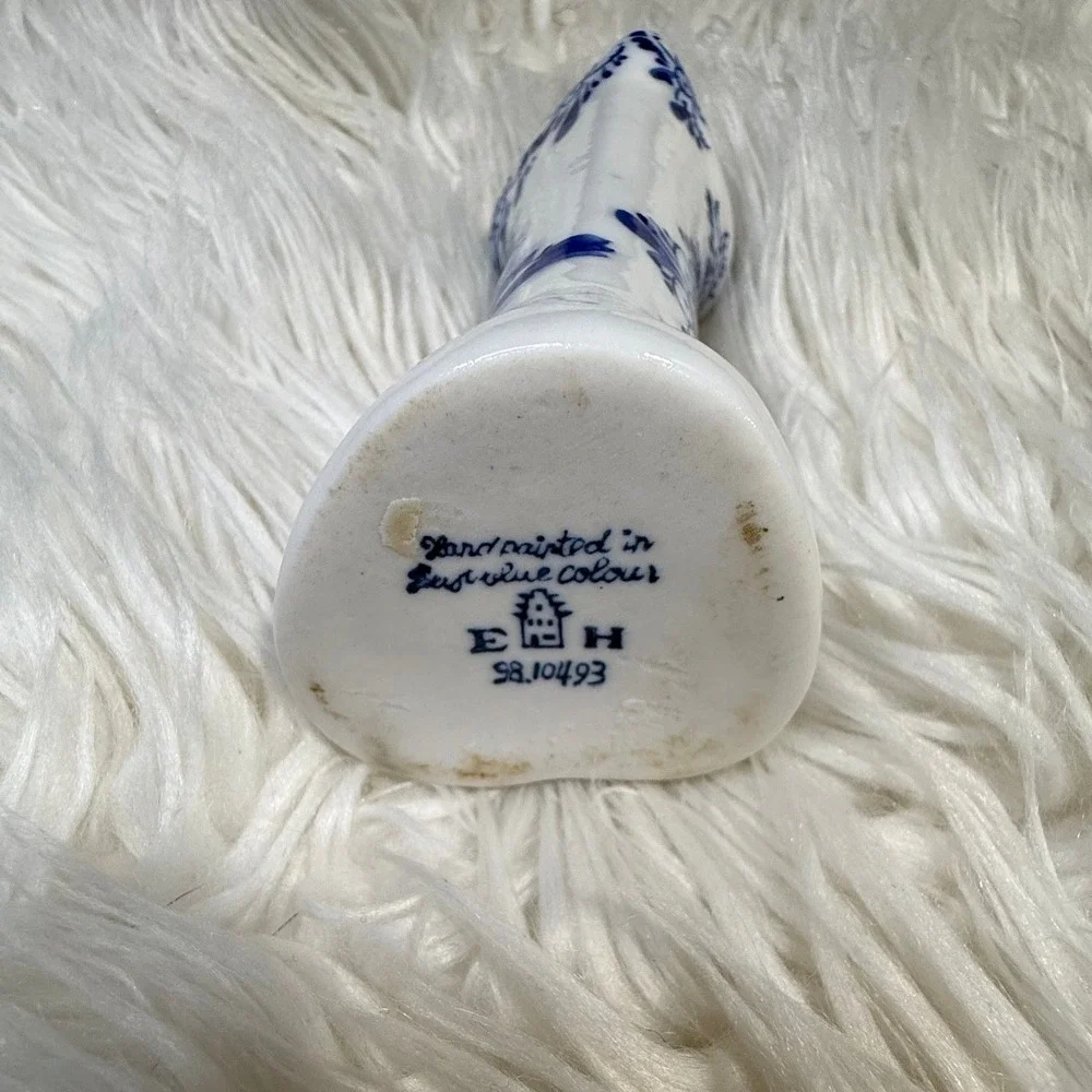 Vintage Delft Blue Miniature Bud Vase Kissing Dutch Boy Girl Windmill